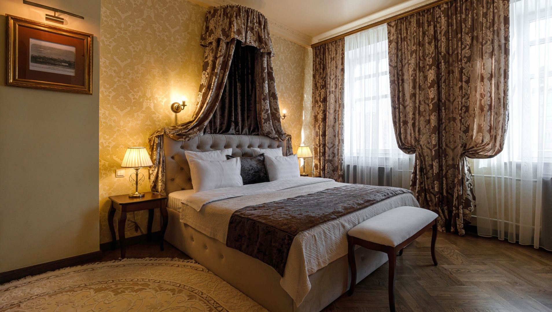 1.03 • Mostovaya str., 37